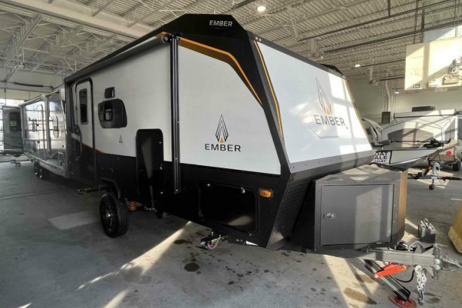 2022 Ember Rv Used 171FB Overland Series