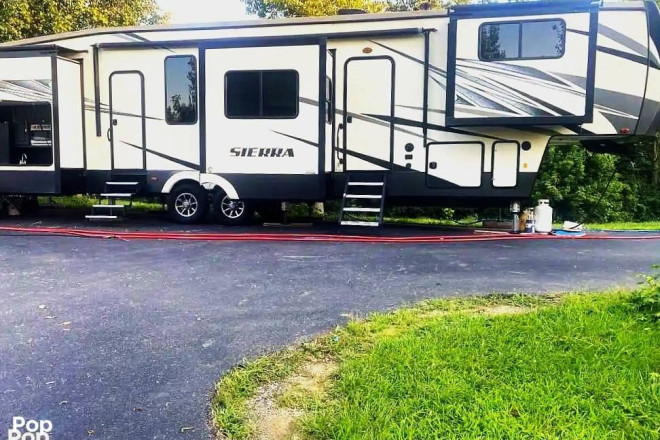 2018 Sierra 38FKOK