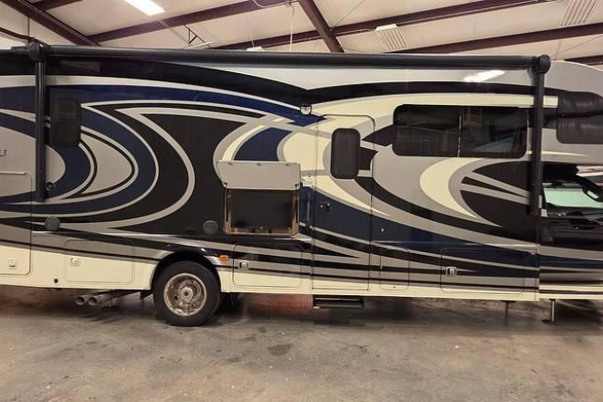 2015 Chateau 35SB