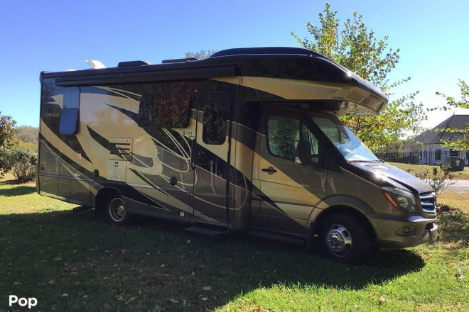 2019 Qwest 24L