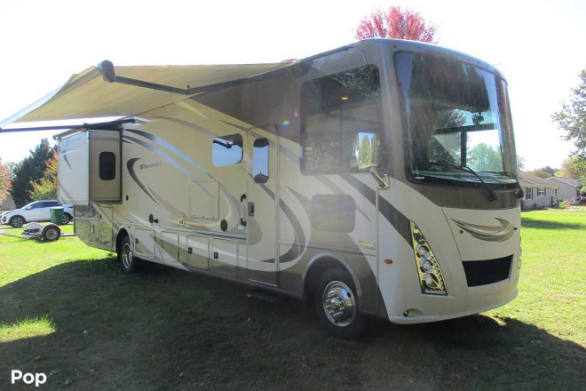 2018 Windsport 35 M