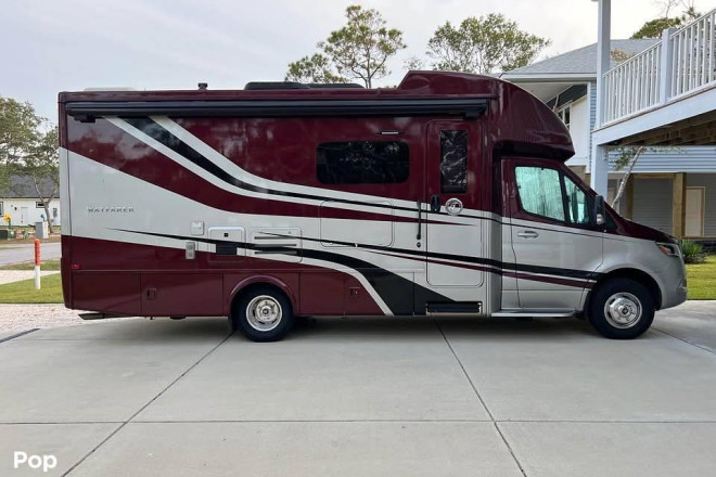 2021 Wayfarer 25RW