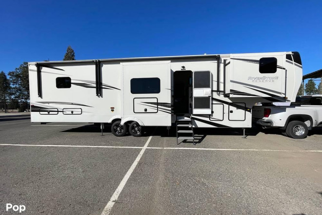 2022 Riverstone 3950fwk Reserve