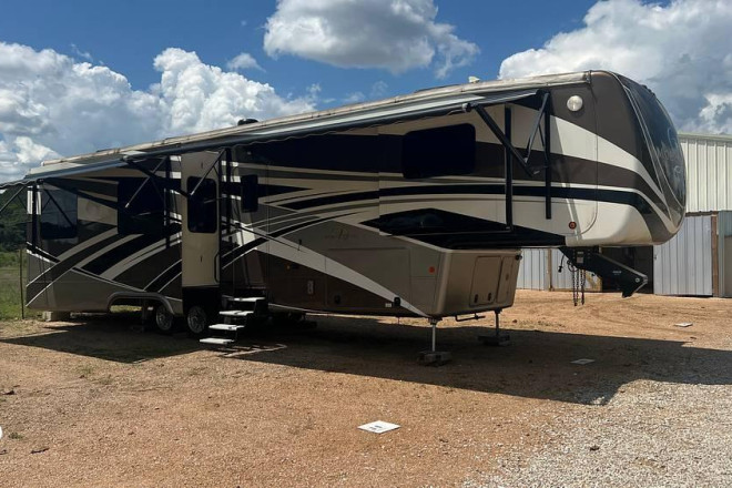 2018 Mobile Suites 40KSSB4