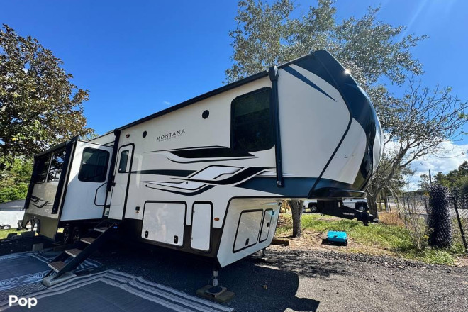 2023 Montana High Country 381TB