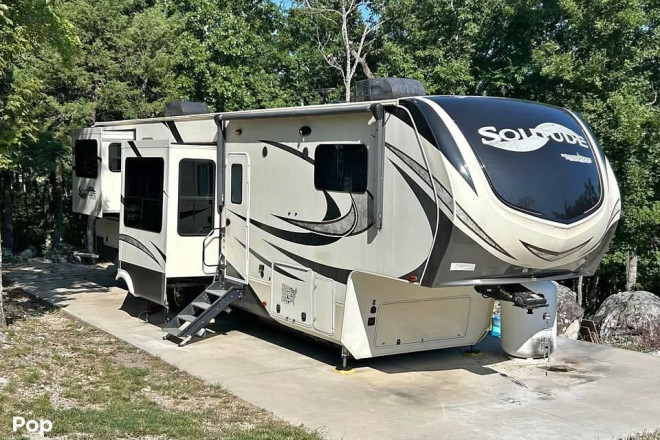 2018 Solitude 375RES