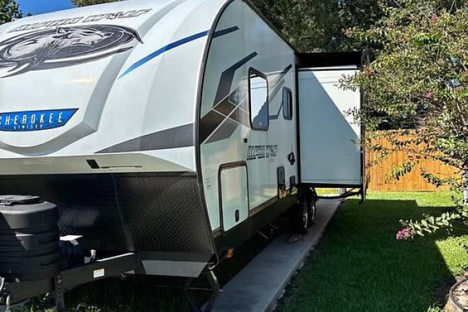 2024 Cherokee Alfa Wolf 2500RL