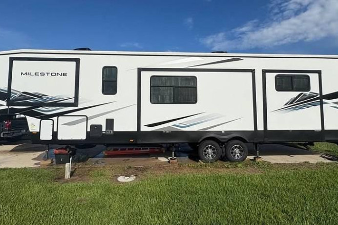 2024 Milestone 386BH