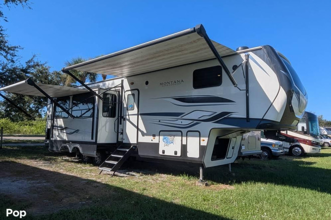 2022 Montana 351BH