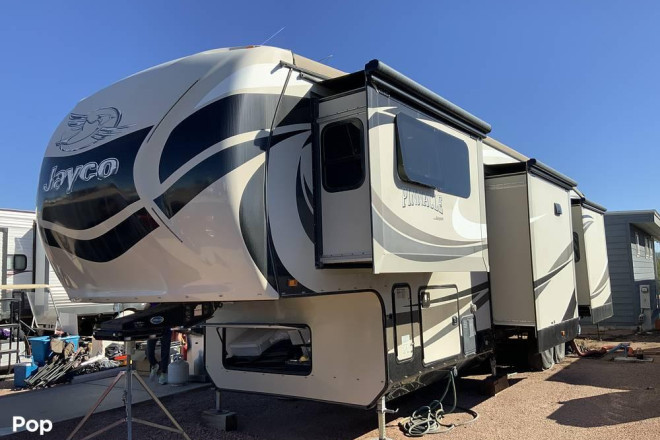 2015 Pinnacle 38flsa