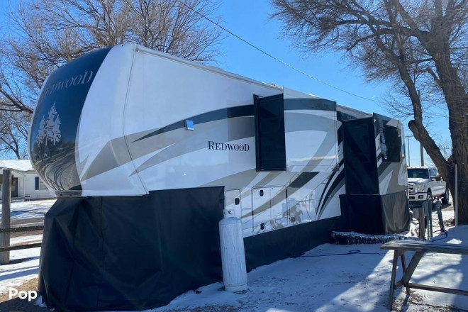 2021 Redwood 4001 LK