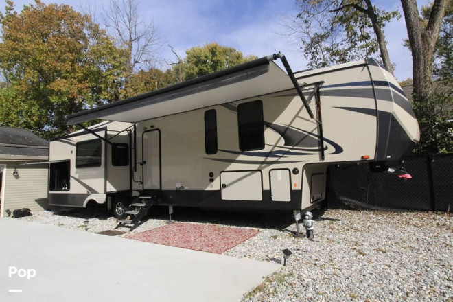 2021 Sandpiper 372LOK