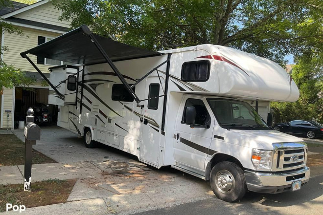 2018 Sunseeker 3010 DS