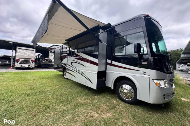 2012 Sightseer 33c
