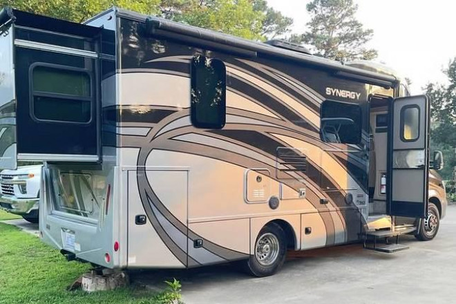 2017 Synergy SP24