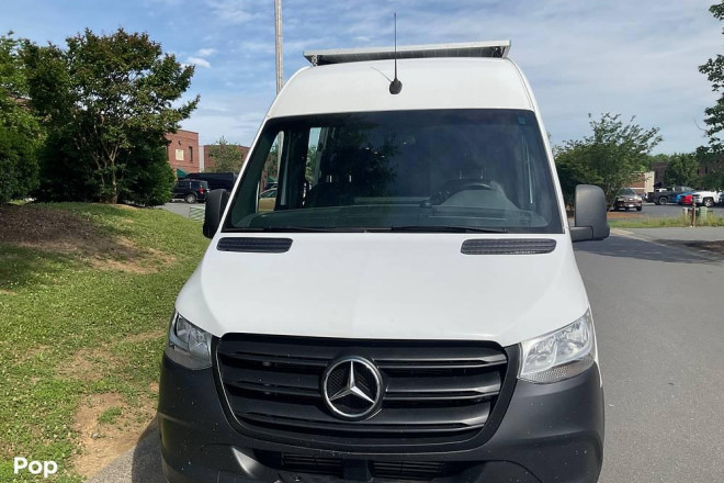 2021 Sprinter 2500 170WB