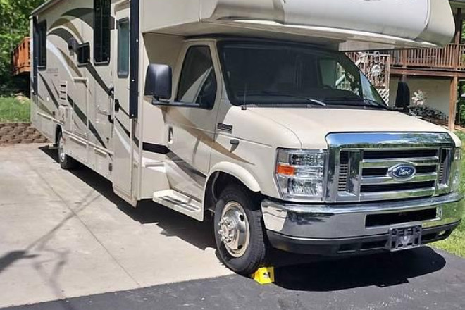 2018 Leprechaun 319 MB