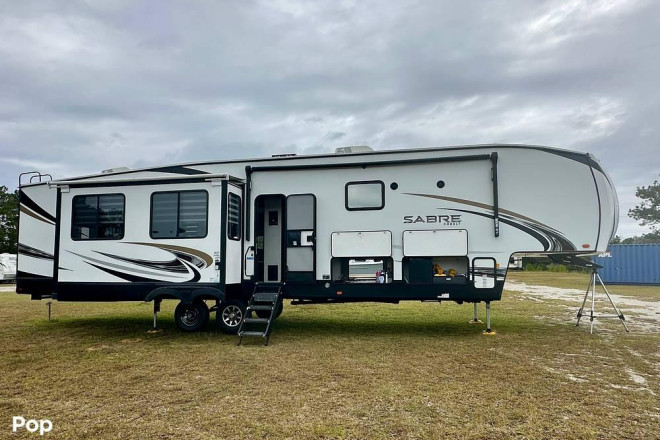 2021 Sabre 37FBT