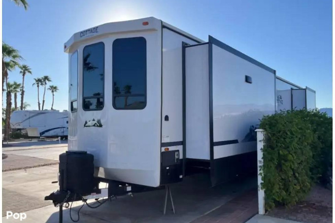 2024 Cedar Creek COTTAGE 40CFK2