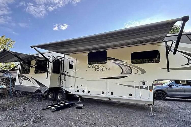 2019 North Point 377RLBH