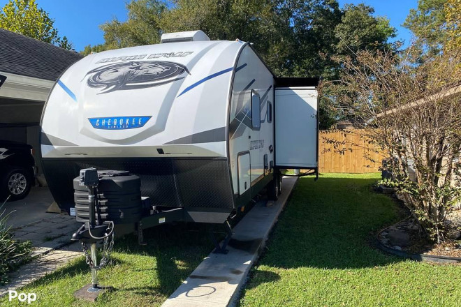 2024 Cherokee Alpha Wolf 2500RL-L