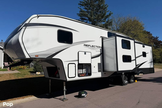 2023 Reflection 324MBS