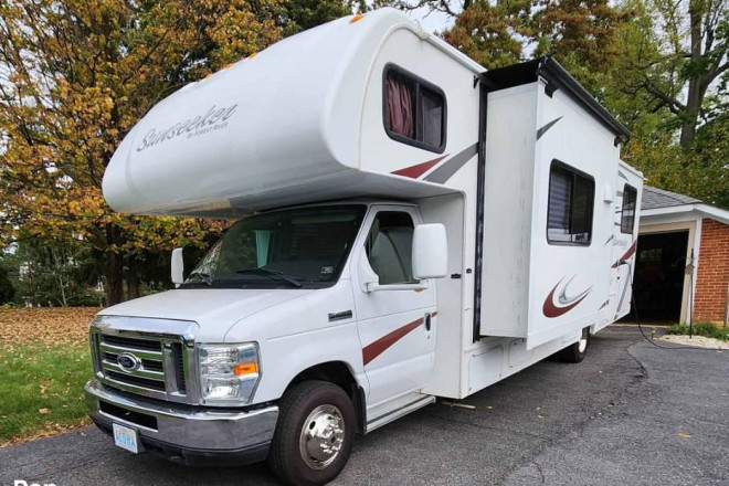 2015 Sunseeker 3710DS