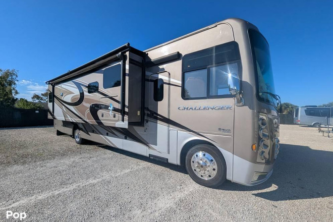 2021 Challenger 37FH