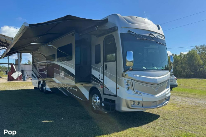 2021 Discovery LXE 44B