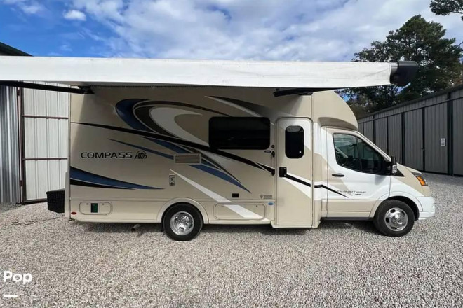 2021 Compass 23TW AWD