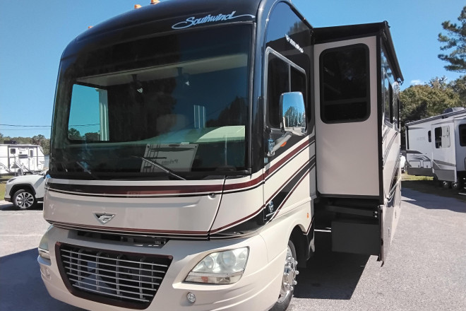 2014 Southwind 32V