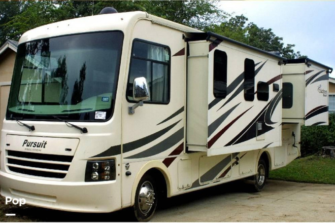 2018 Pursuit 27 DS Precision