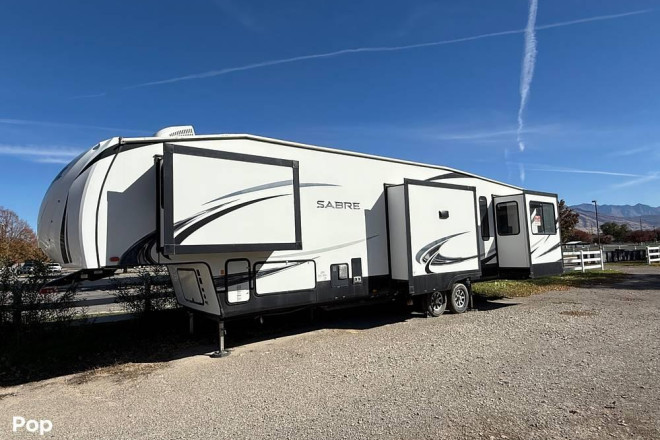 2019 Sabre 38rdp