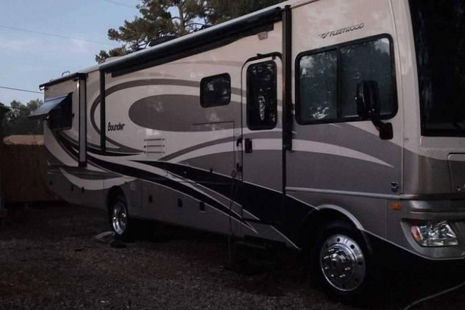 2012 Bounder 33C