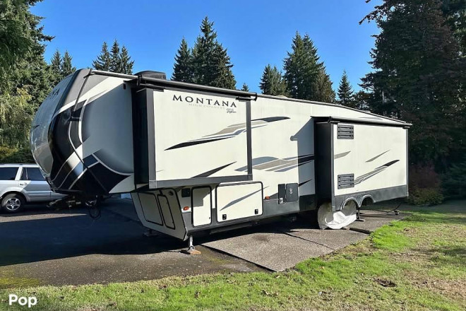 2020 Montana High Country 330RL