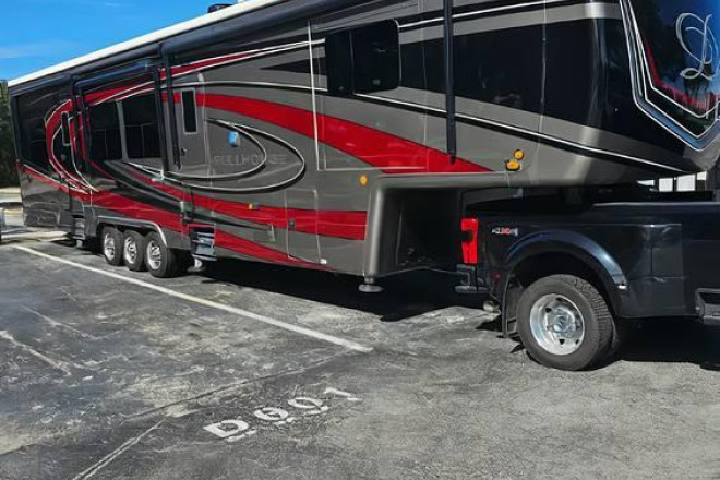 2022 Full House LX455