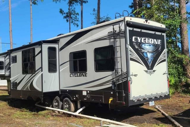 2020 Cyclone 4007 HD Edition