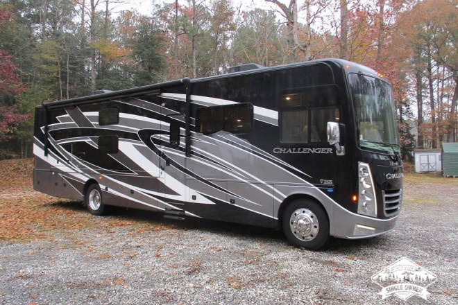 2022 Challenger 37 DS