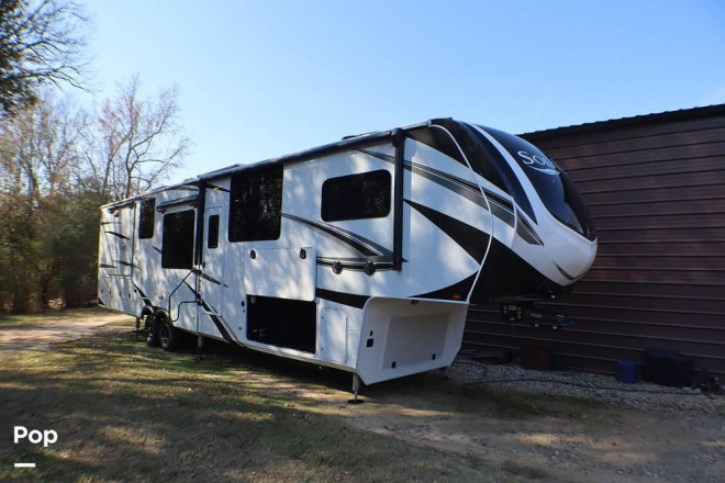 2024 Solitude 390RK