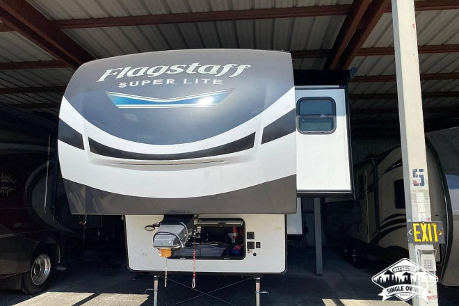 2022 Flagstaff 529RLBS