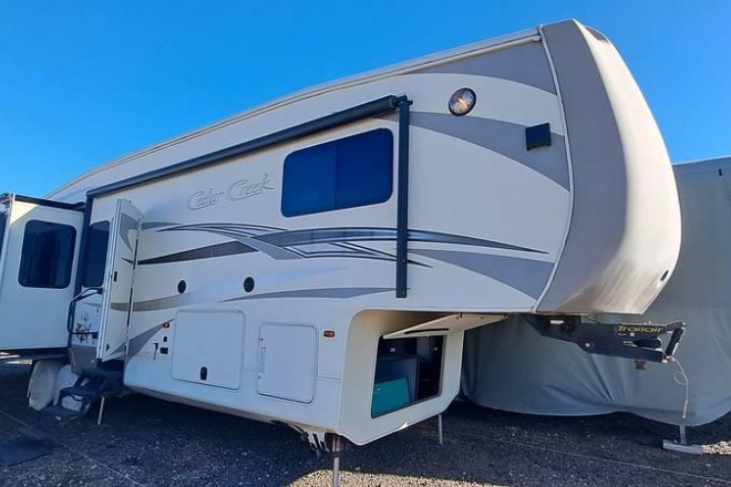 2015 Cedar Creek 36CKTS