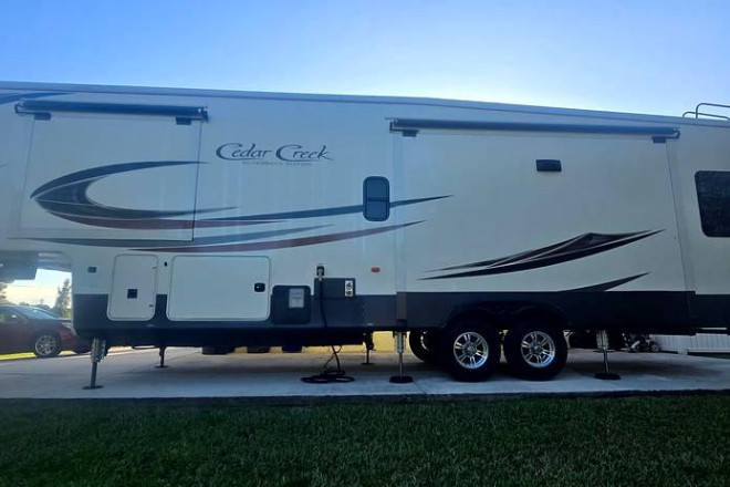 2021 Silverback 31IK