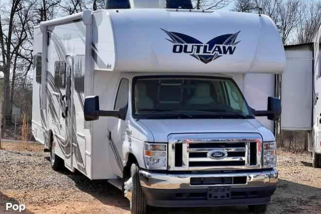 2019 Outlaw 29J