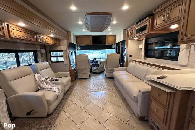 2018 Ventana LE 4037