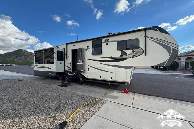 2018 Solitude 377MBS