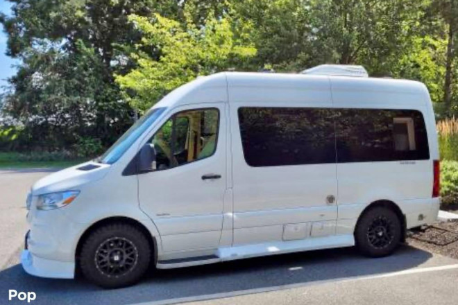 2019 Midwest Automotive Designs PASSAGE