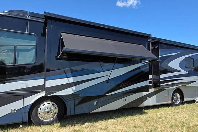 2022 Allegro Red 37PA