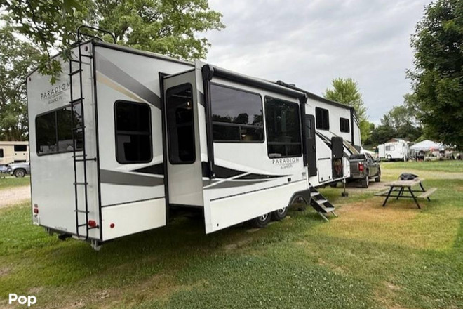 2021 Paradigm Series M-390MP