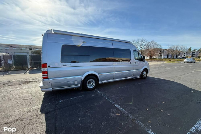 2019 Interstate Lounge EXT