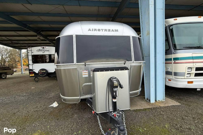 2022 Globetrotter 27FB